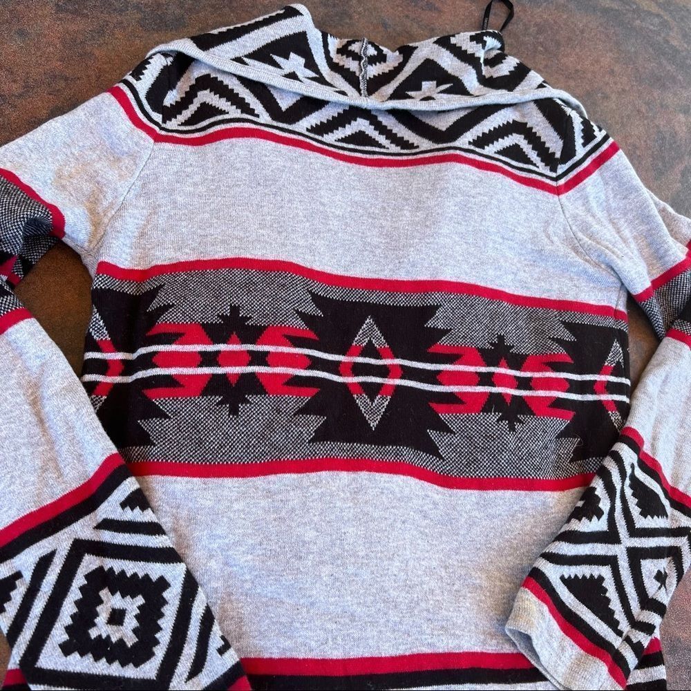 Patterned Sweater - image 5
